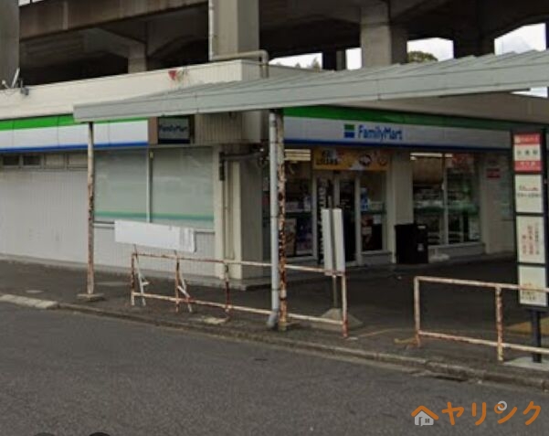 コンビニ　ファミリーマート日進駅店（コンビニ）まで1059m