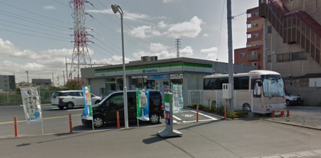 コンビニ　ファミリーマート朝霞宮戸店（コンビニ）まで434m