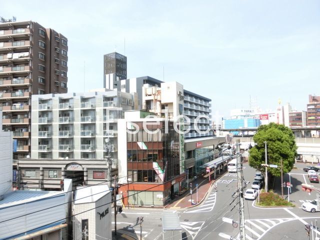 眺望　駅前に立地しております。