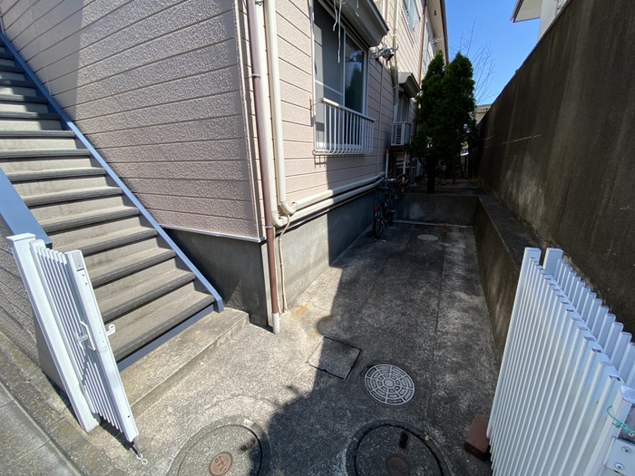 鴨居コ-ヨ-ハイツの外観写真