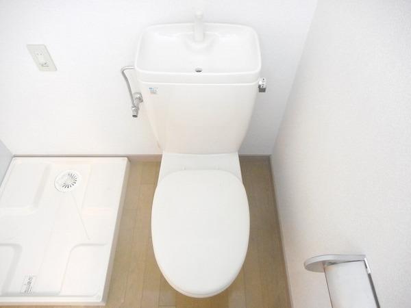 トイレ　同施工会社イメージ。