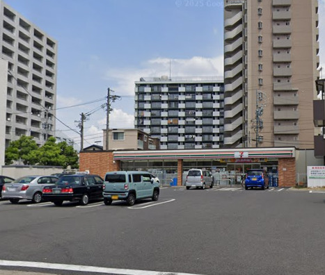 コンビニ　セブンイレブン 名古屋萱場2丁目店（コンビニ）まで482m