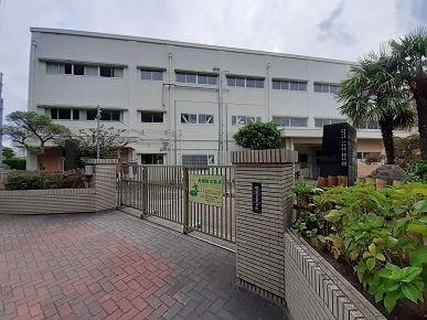 小学校　豊田小学校（小学校）まで665m