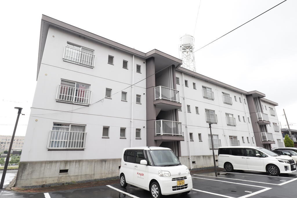 建物外観　2LDKマンションです♪