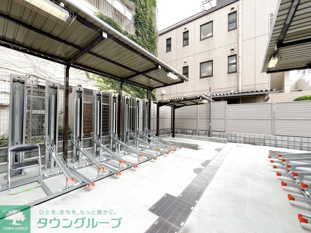 駐車場　お問合せは(株)タウンハウジングレジデンス事業部【03-…