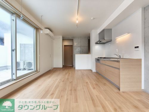 ベルメゾン中村橋ノース NEの居間写真
