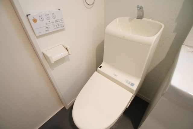 トイレ　※別室の参考写真です。