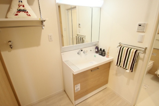 洗面設備　※別部屋の写真です