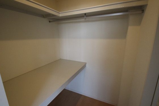 収納　※別部屋の写真です
