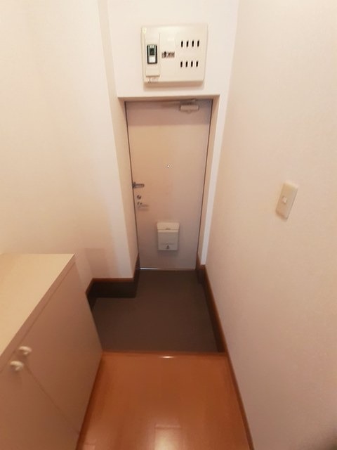 玄関　図面と現状に相違がある場合には現状を優先