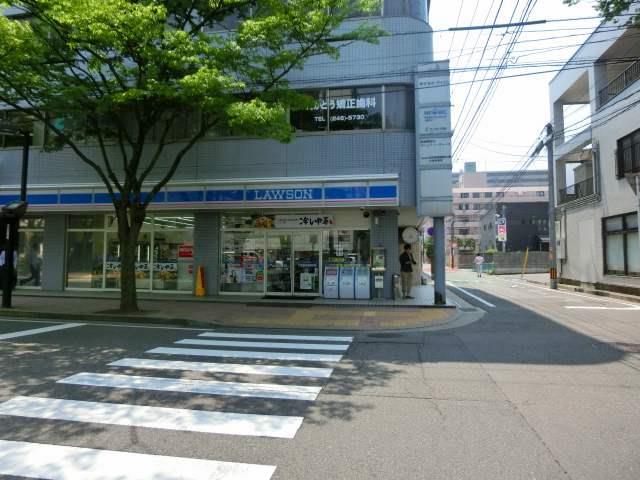 コンビニ　ローソン新潟笹口2丁目店（コンビニ）まで587m
