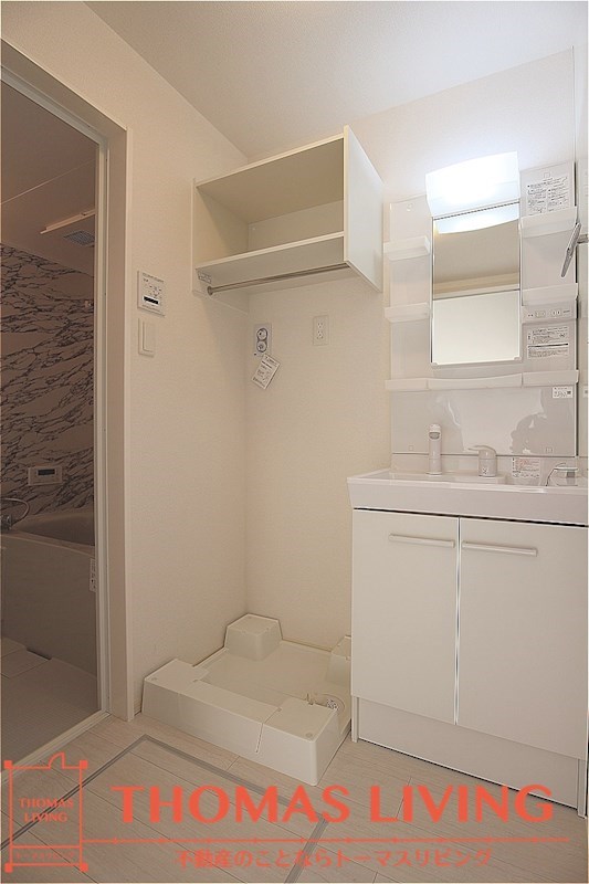 洗面設備　建築中の為、写真は大和ハウスの同じモデルの新築参考写真です。
