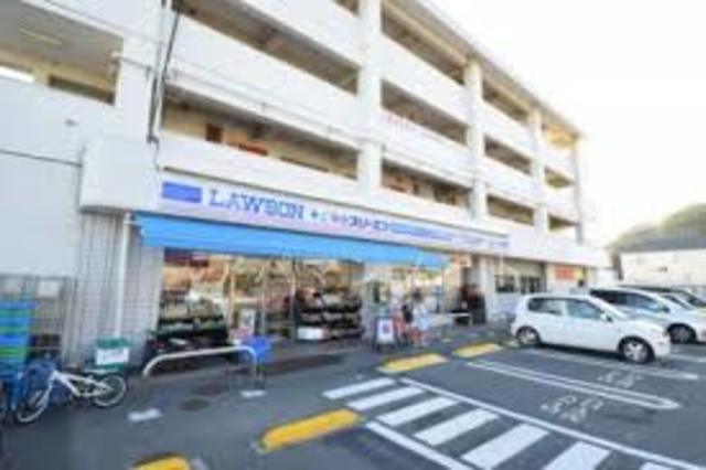 コンビニ　スリーエフ栄飯島店（コンビニ）まで214m