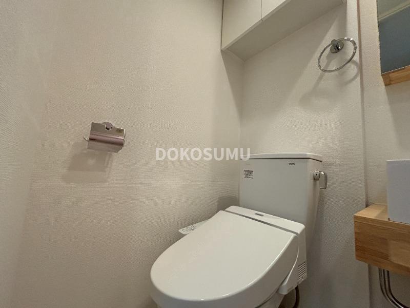 トイレ　毎日使う場所だからこそ、心地よさと清潔感にこだわりました。