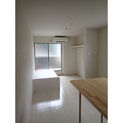 居室・リビング　※同シリーズの参考のお部屋です。