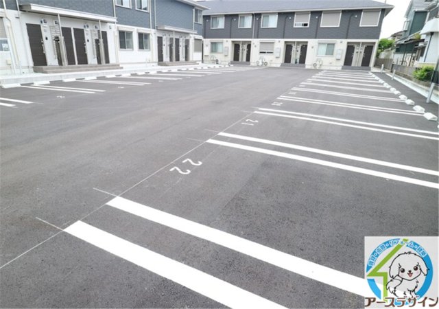 駐車場　※パース写真