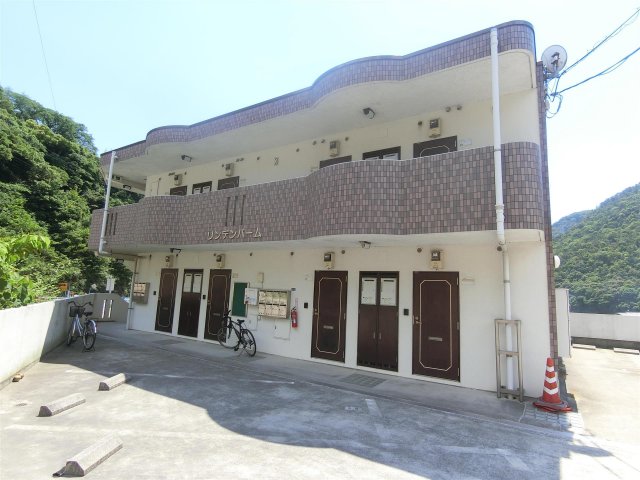建物外観　1998年築　リンデンバーム