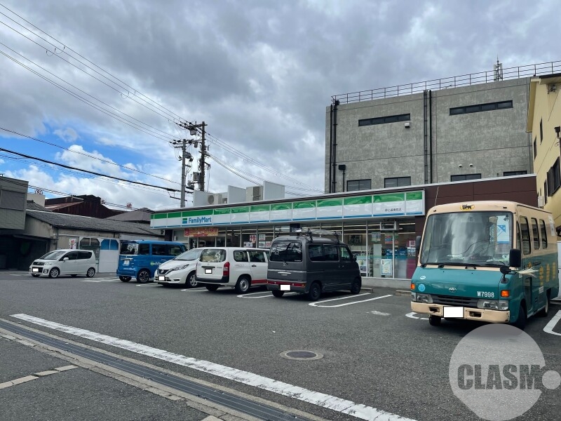 コンビニ　ファミリーマート堺七道東町店（コンビニ）まで371m