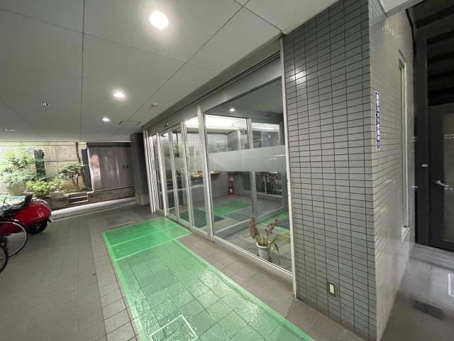 エントランス　エントランス部分