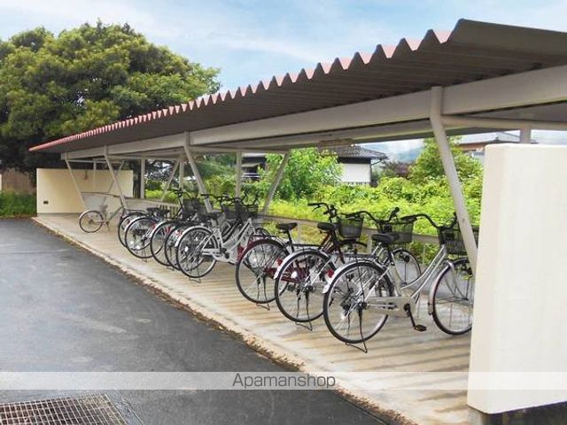 その他　駐輪場（その他）まで50m