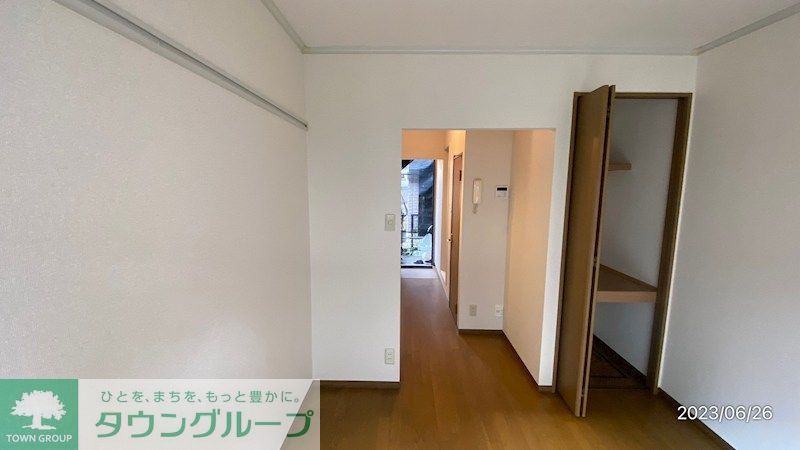セキュリティ　※他部屋写真のため反転です