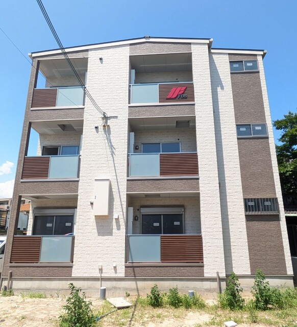 建物外観　建築中のため、一部仕様が異なる場合があります。