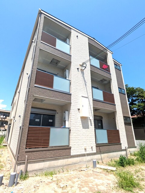 建物外観　建築中のため、一部仕様が異なる場合があります。