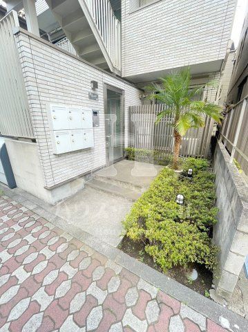 エントランス　毎日通るエントランスはこのようになっています