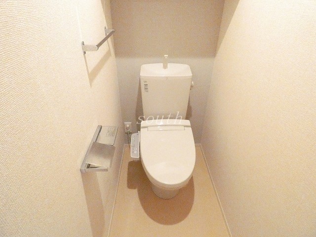 トイレ　ウォシュレット付きのトイレ