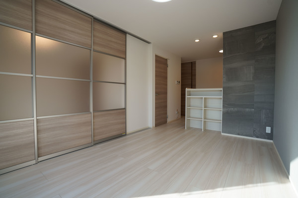 居室・リビング　同じ建物の別の部屋