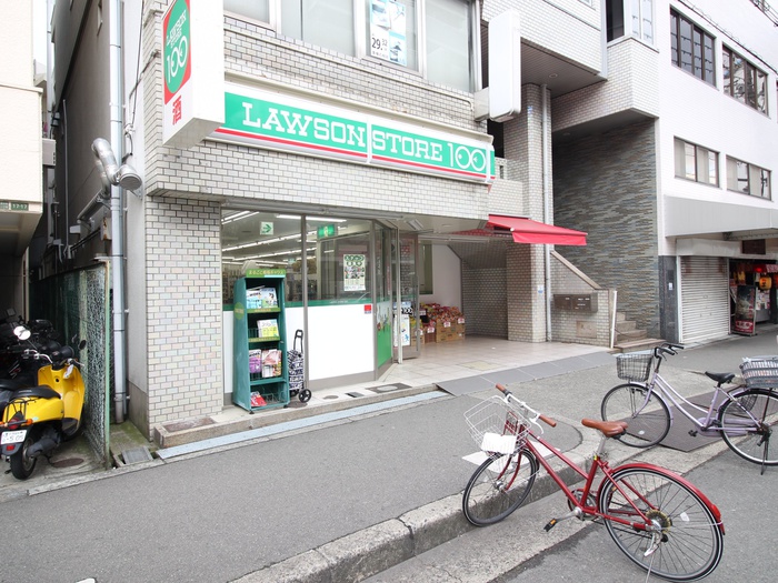 コンビニ　100円ローソン（コンビニ）まで216m