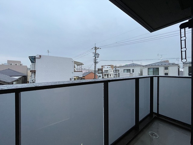 バルコニー　※別室の参考写真の為、現況優先です。
