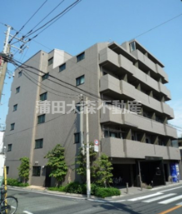 建物外観　2009年5月築　RC鉄筋コンクリート造地上6階建て総戸数4