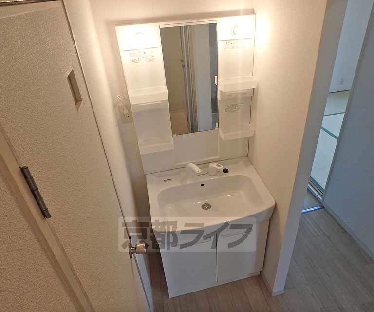 洗面設備　シャンプードレッサータイプです
