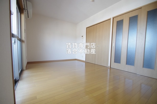 その他部屋・スペース　落ち着いた色調のお部屋