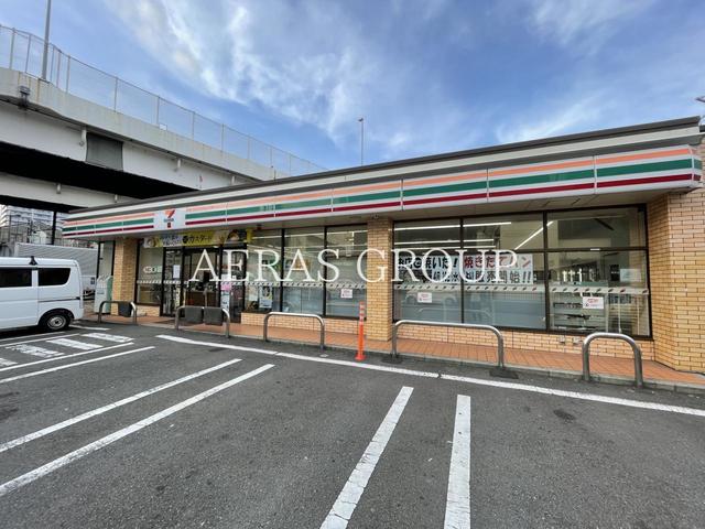 コンビニ　セブン-イレブン 横浜神奈川２丁目店（コンビニ）まで172m