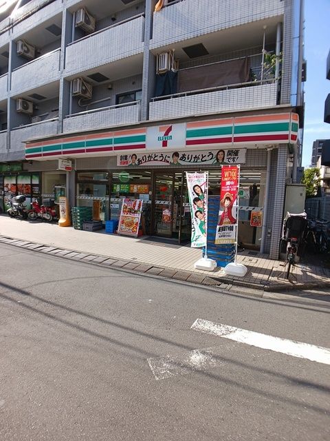 コンビニ　セブンイレブン（コンビニ）まで350m