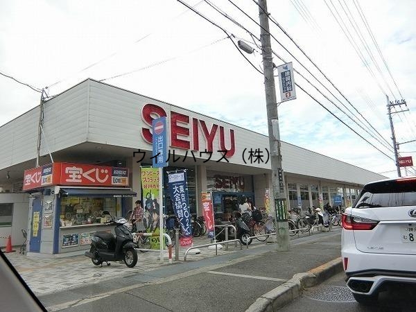 スーパー　西友堺福田店（スーパー）まで582m