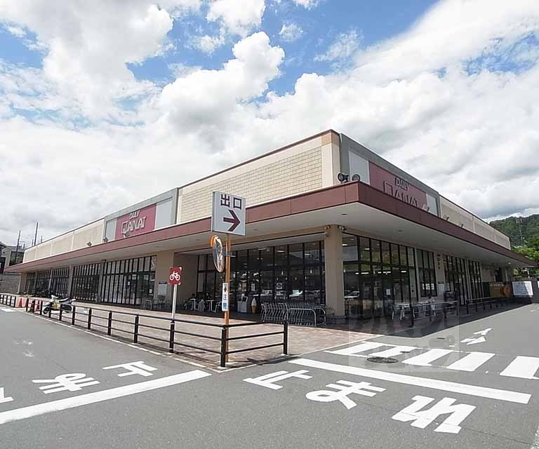 スーパー　イズミヤ 桂坂店（スーパー）まで1000m