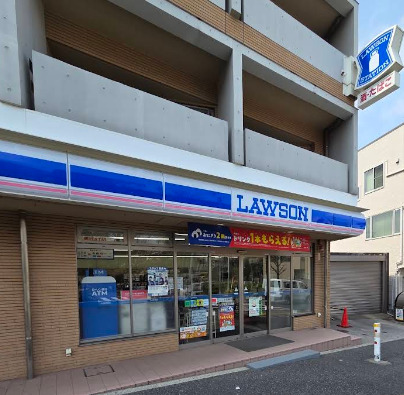 コンビニ　ローソン 北沢五丁目店（コンビニ）まで801m
