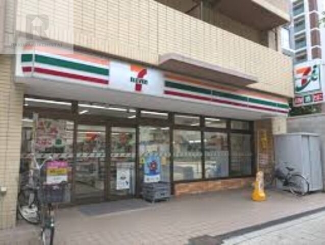 コンビニ　セブンイレブン大阪天神橋1丁目店（コンビニ）まで360m