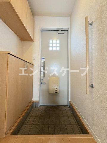 玄関　高崎、前橋のお部屋探しはエンドスケープまで！お客様の理想お聞