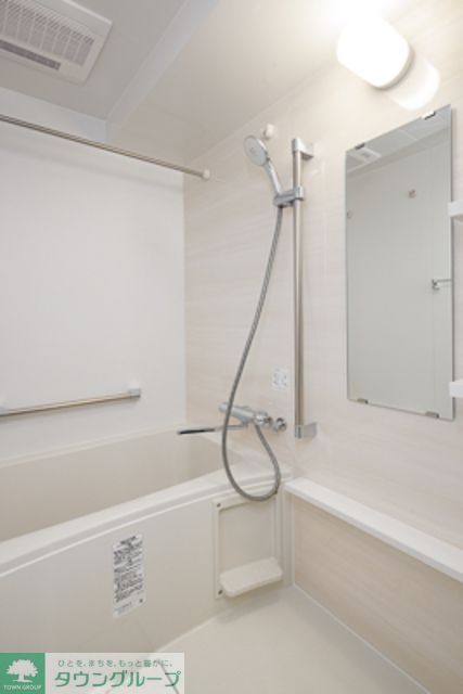 バス・シャワールーム　※写真は同タイプ住戸です。