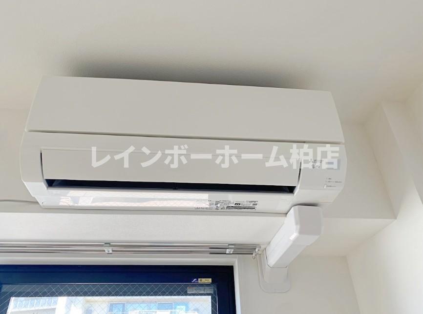 その他設備　エアコン2基あります