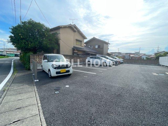 駐車場　当社、チルホームのHPもご覧ください(^^)/物件情報多数♪