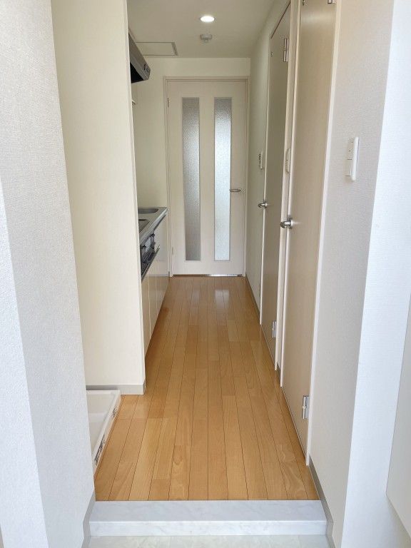 玄関　Ｍａ・Ｍａｉｓｏｎ（マ・メゾン）　荒川区西日暮里1
