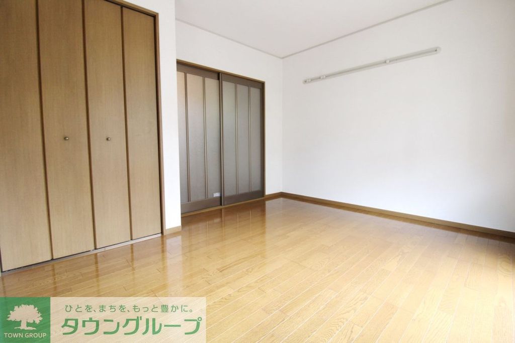 居室・リビング　同物件別部屋写真