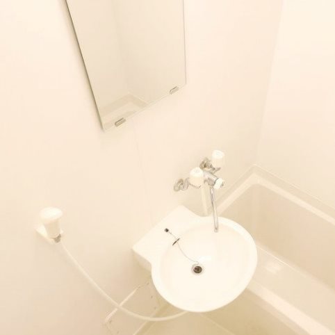洗面設備　※別のお部屋の写真です