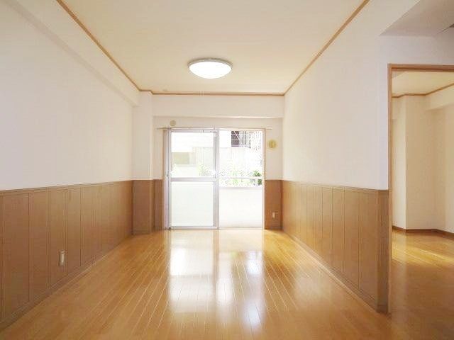 居室・リビング　★広いダイニングです。★