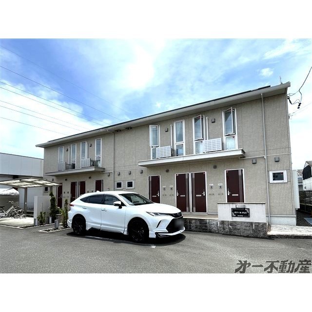 エントランス　建物外観